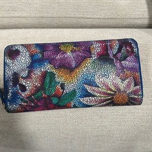 Brand New zip around LODIS Wallet